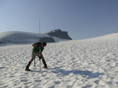 sholes probing snowpack
